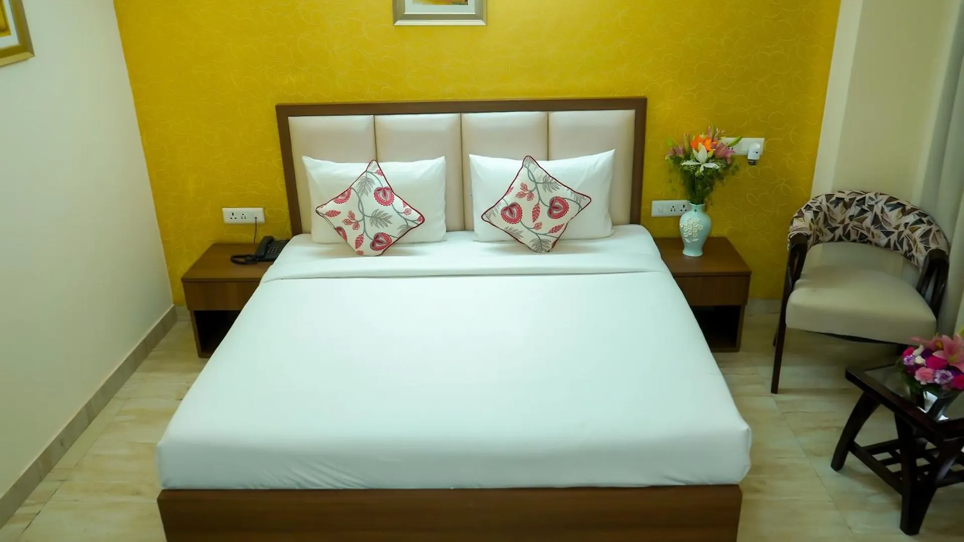 Hotel The Luxe 18 - Golf Course Road Gurgaon