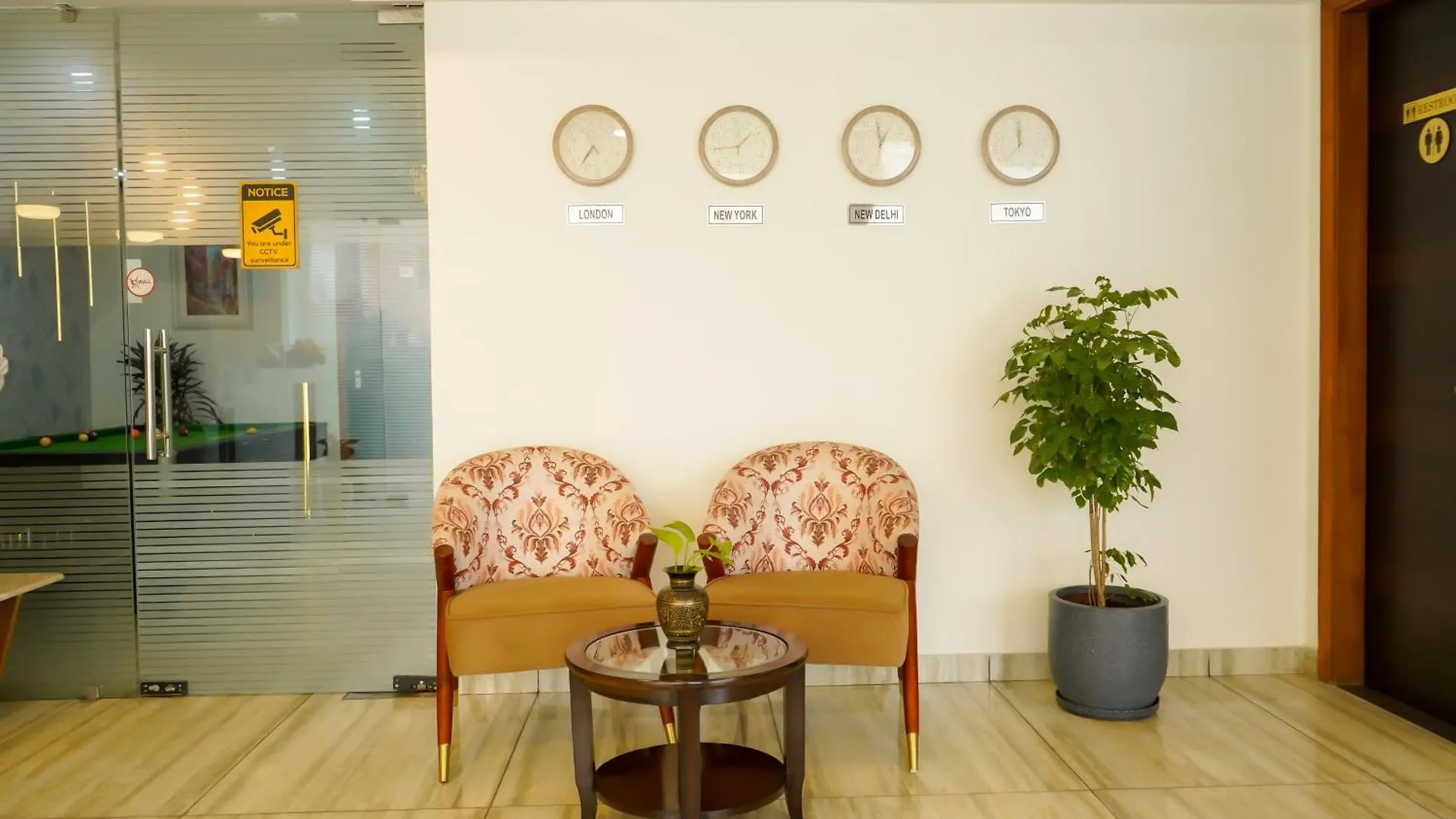 Hotel The Luxe 18 - Golf Course Road Gurgaon