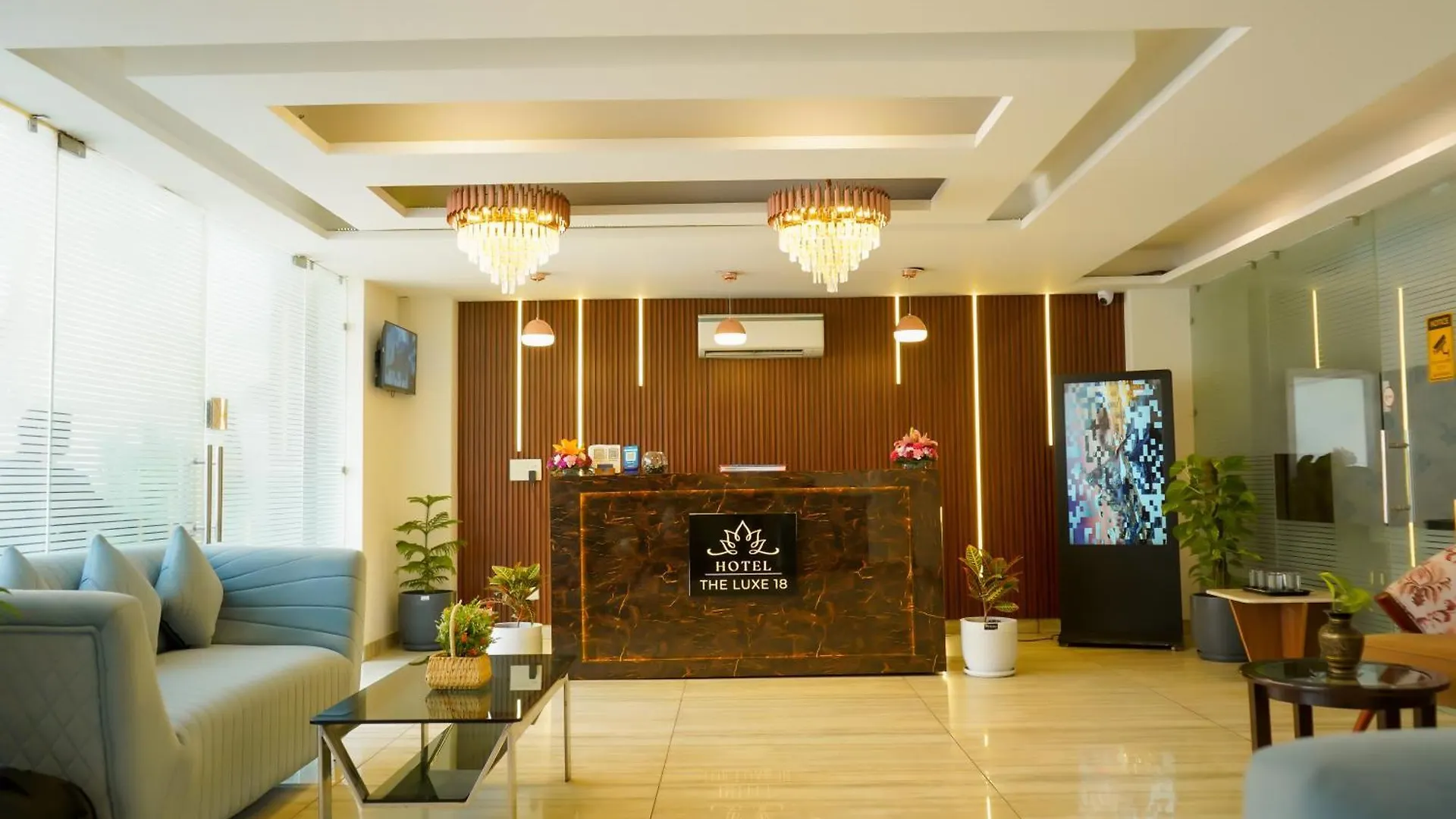 Hotel The Luxe 18 - Golf Course Road غورغاون